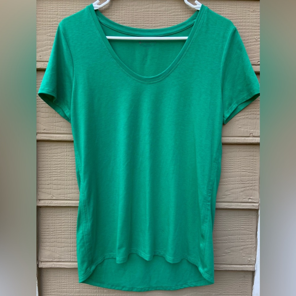 Athleta Women's T-Shirt